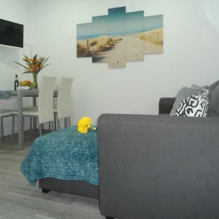 アパート Town フンシャル